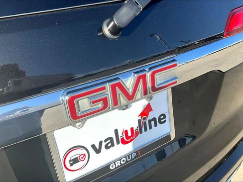 Used 2018 GMC Acadia Denali w/ Technology Package image 9