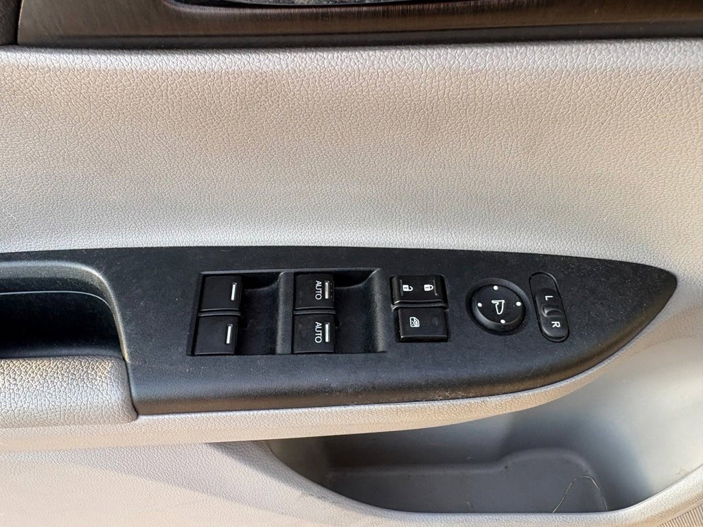 Used 2014 Honda Accord EX image 16