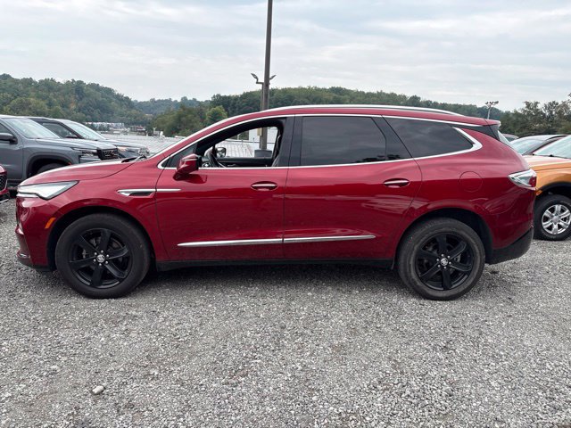 Used 2024 Buick Enclave Essence w/ Sport Touring Edition AWD/4WD image 2