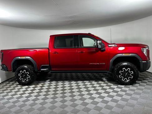 Used 2025 GMC Sierra 2500 AT4X AWD/4WD image 4