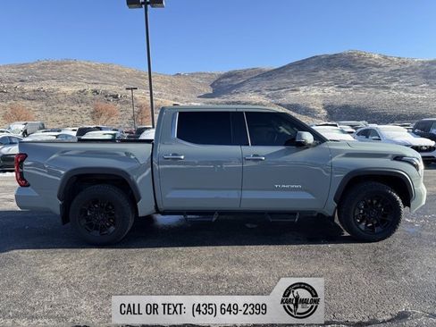 Used 2022 Toyota Tundra Limited image 7