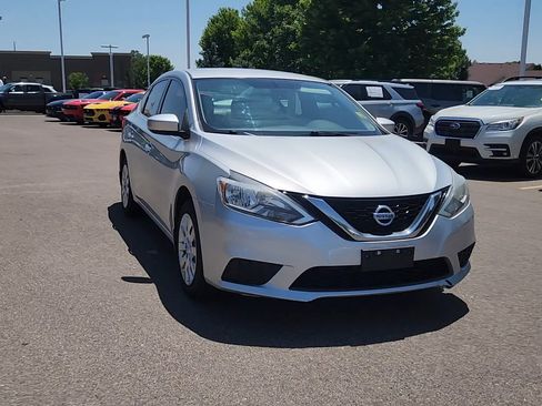 Used 2016 Nissan Sentra S FWD image 14