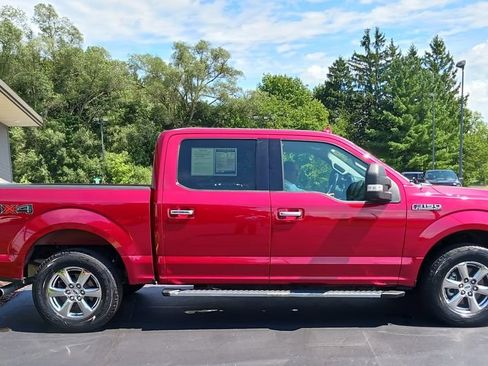 Used 2018 Ford F150 XLT w/ Equipment Group 302A Luxury AWD/4WD image 4