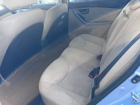 Used 2013 Hyundai Elantra GLS w/ Preferred Pkg image 11