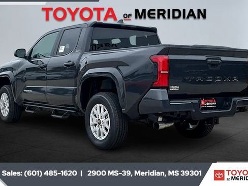 New 2025 Toyota Tacoma SR5 image 3