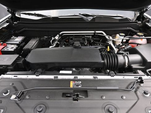 New 2026 Chevrolet Colorado W/T w/ WT Custom Package AWD/4WD image 31