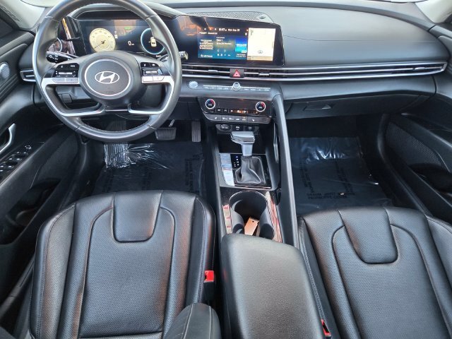 Used 2024 Hyundai Elantra Limited FWD image 11