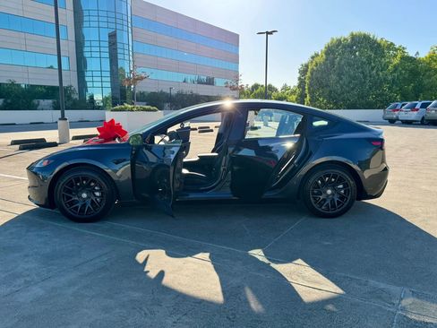 Used 2025 Tesla Model 3 RWD image 47