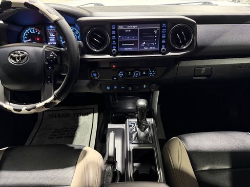 Used 2020 Toyota Tacoma TRD Sport w/ Technology Package RWD image 23