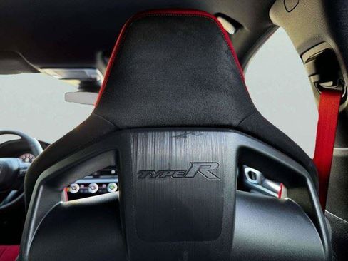 Used 2025 Honda Civic Type R image 42
