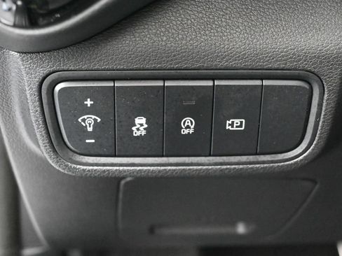 Used 2024 Kia Soul S FWD image 16