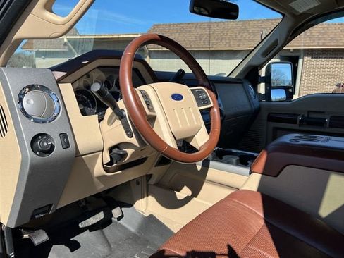 Used 2012 Ford F250 King Ranch w/ FX4 Off Road Pkg image 10