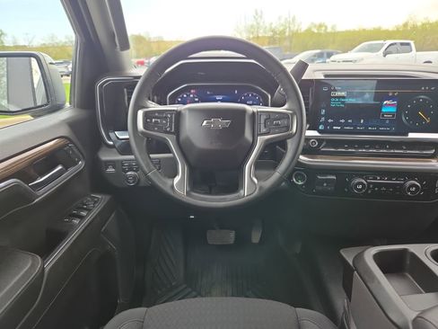 Certified 2024 Chevrolet Silverado 1500 RST AWD/4WD image 12