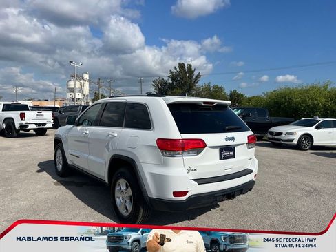 Used 2017 Jeep Grand Cherokee Laredo w/ Quick Order Package 2BE image 5