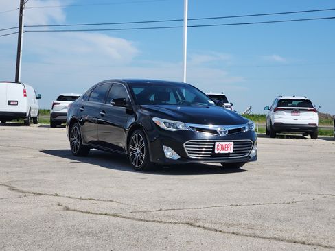 Used 2015 Toyota Avalon XLE Touring Sport Edition FWD image 3