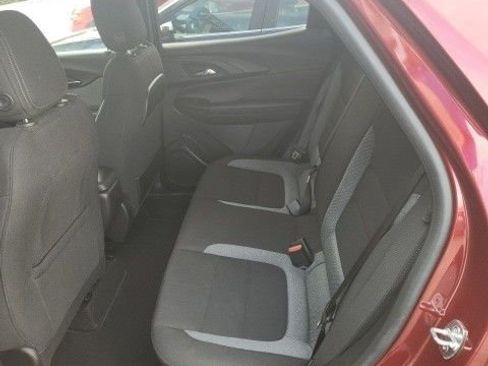 Used 2023 Chevrolet TrailBlazer LT image 7