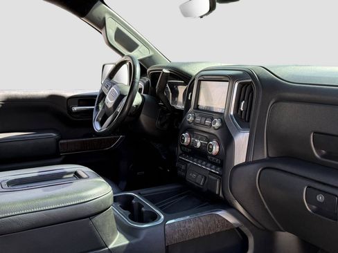 Used 2019 GMC Sierra 1500 Denali w/ Denali Ultimate Package AWD/4WD image 28