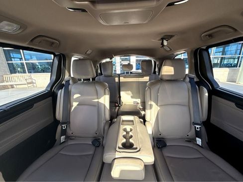 Used 2023 Honda Odyssey Touring image 32