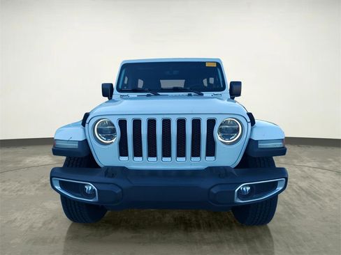Used 2018 Jeep Wrangler Unlimited Sahara image 8