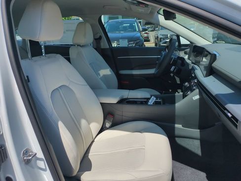 New 2026 Hyundai Sonata SEL FWD image 30