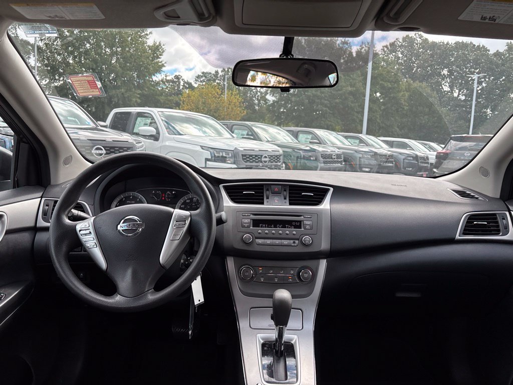 Used 2013 Nissan Sentra SV FWD image 8