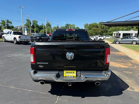 Used 2022 RAM 1500 2WD Quad Cab image 4