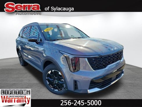 Used 2024 Kia Sorento S image 1