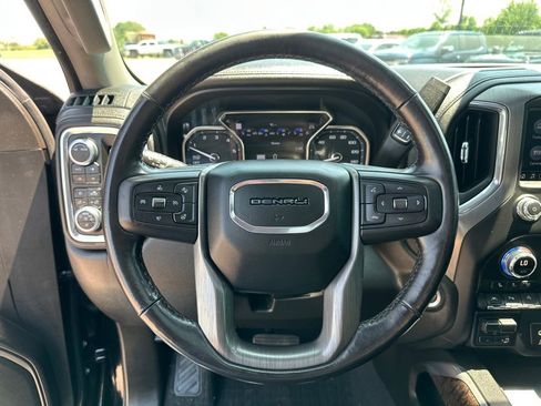 Used 2021 GMC Sierra 1500 Denali w/ Denali Ultimate Package AWD/4WD image 14