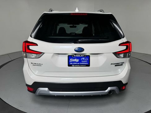 Used 2023 Subaru Forester Touring AWD/4WD image 4