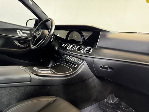 Used 2022 Mercedes-Benz E 350 4MATIC Sedan image 13