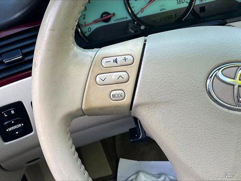 Used 2005 Toyota Solara SLE FWD image 11
