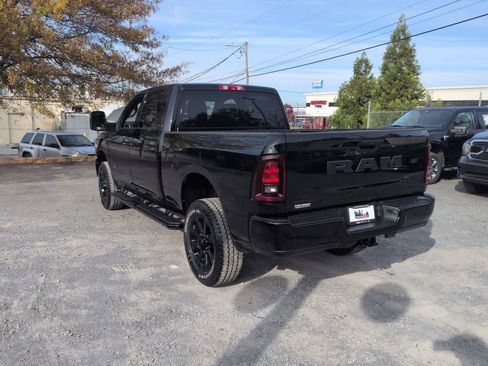 New 2026 RAM 2500 Big Horn AWD/4WD image 6