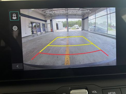 Used 2025 Kia K4 FWD image 23