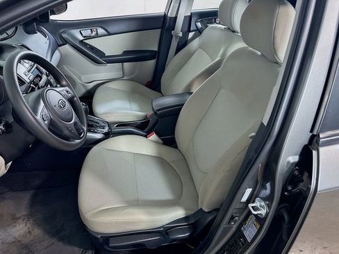 Used 2013 Kia Forte EX image 14