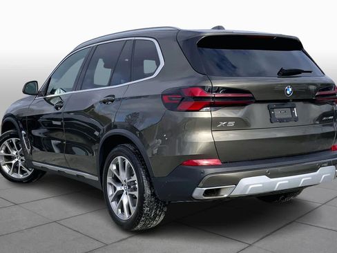 Certified 2025 BMW X5 xDrive40i w/ Climate Comfort Package image 11