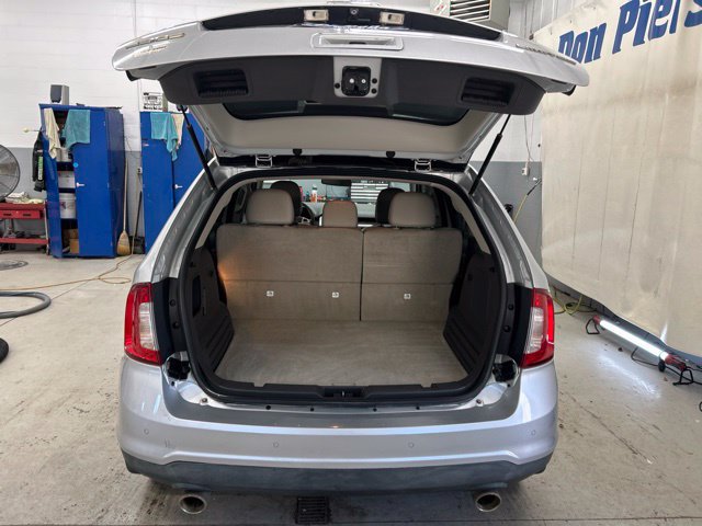 Used 2011 Ford Edge Limited AWD/4WD image 6