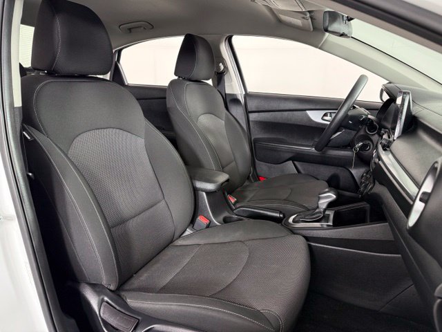 Used 2022 Kia Forte LXS w/ LXS Technology Package FWD image 23