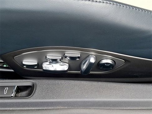 Used 2024 Porsche 718 Boxster image 17