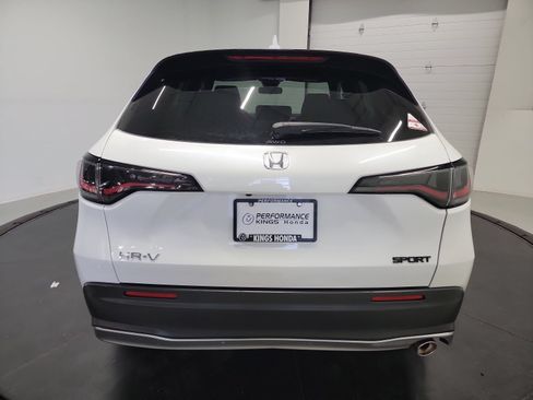 Used 2024 Honda HR-V Sport image 8