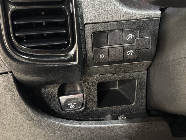 Used 2025 RAM ProMaster 2500 w/ Convenience Group FWD image 30