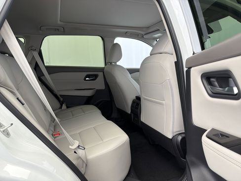 New 2026 Nissan Rogue SV AWD/4WD image 13