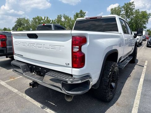Used 2025 Chevrolet Silverado 2500 LT AWD/4WD image 4