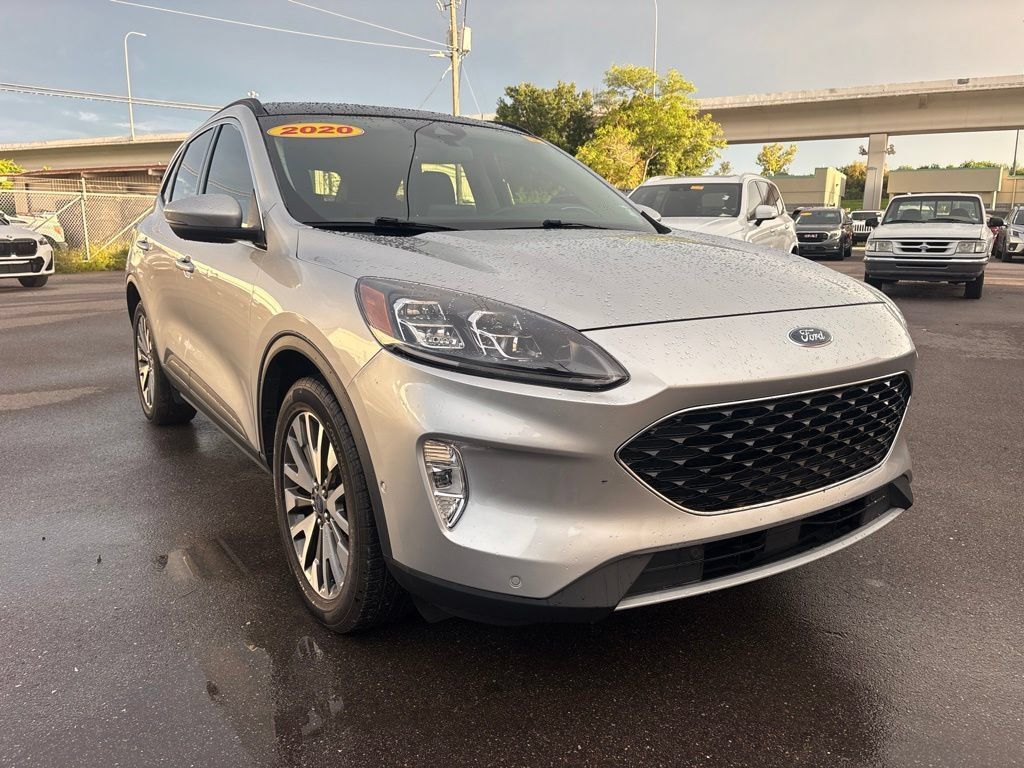 Used 2020 Ford Escape Titanium w/ Titanium Premium Package 2.0 AWD/4WD image 1