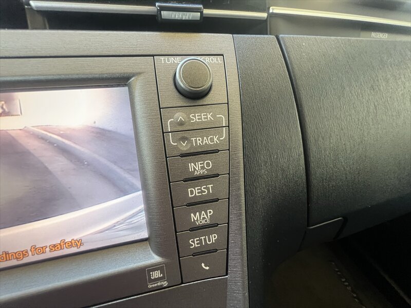 Used 2013 Toyota Prius Four w/ Deluxe Solar Roof Pkg FWD image 31