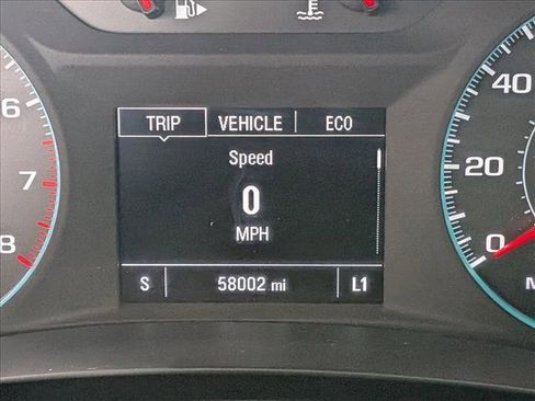 Used 2024 Chevrolet Malibu LT image 11