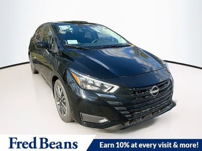 New 2025 Nissan Versa SV w/ Trunk Package