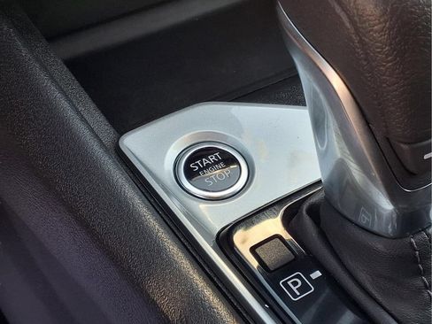 Used 2025 Nissan Altima 2.5 SV FWD image 15
