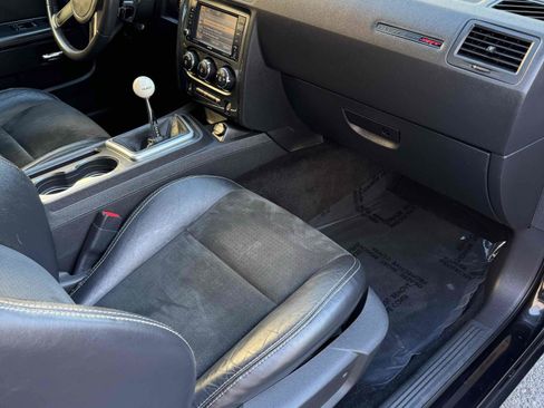 Used 2010 Dodge Challenger SRT8 w/ SRT Option Group II image 40