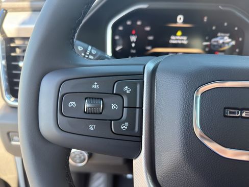 New 2026 GMC Sierra 2500 Denali w/ Technology Package AWD/4WD image 15