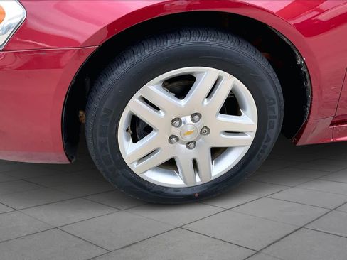 Used 2011 Chevrolet Impala LT image 10